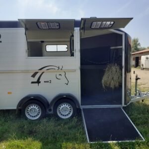 Maxi furgone con 2 sedili diagonali